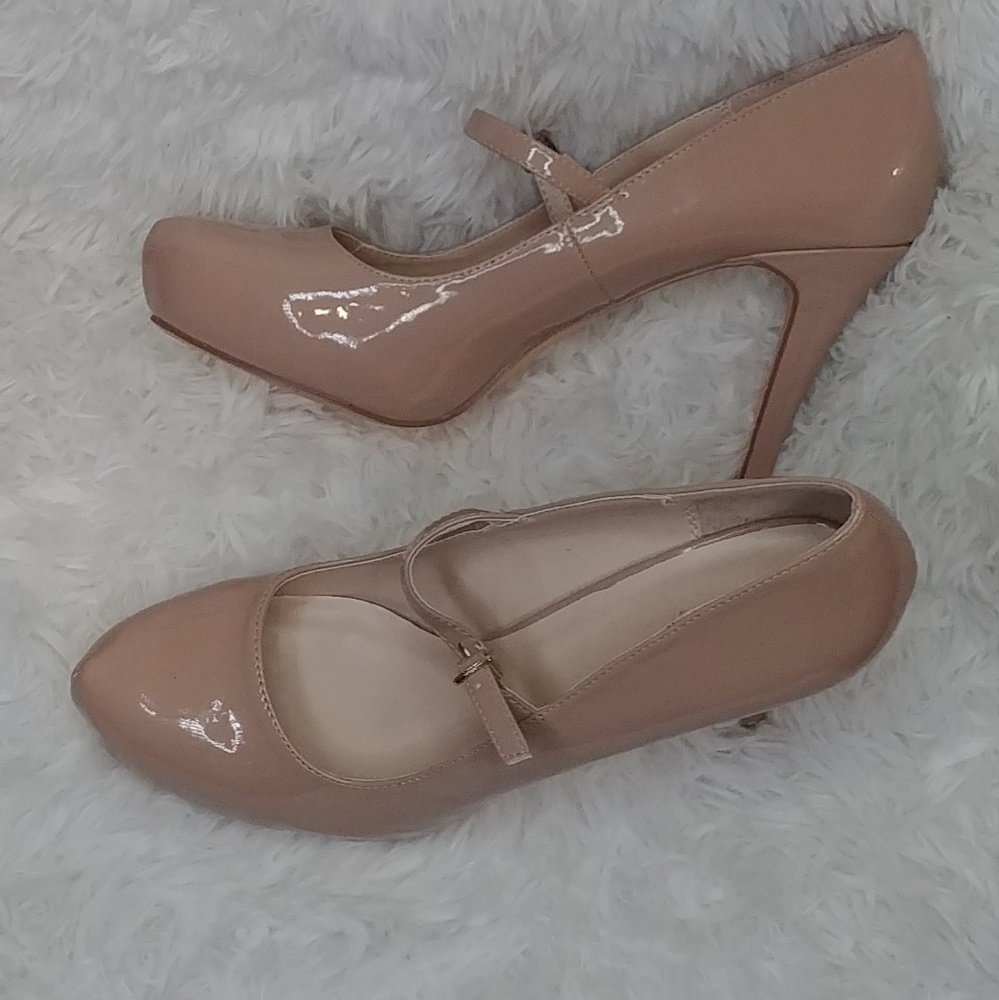 Soft pink heels